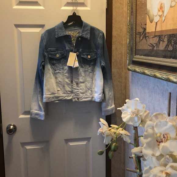 ☄️New Michael Kors Angel Blue Denim Jacket Note Not Part of the 1/2 off Sale - Picture 2 of 10